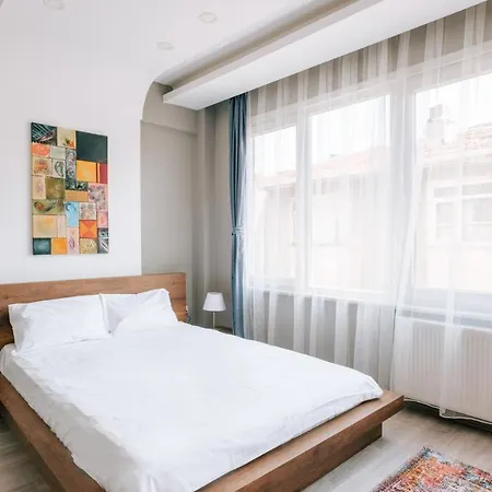 Apartament Charming Flat 3 Min To Bull Statue 5 Min To Moda *